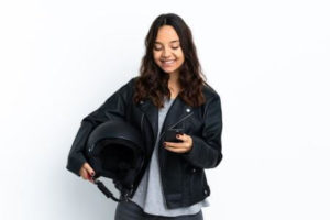 ADAC Motorradversicherung 2024 berechnen ️ Rechner | eVB Nummer